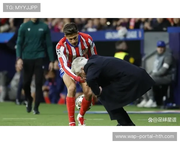 VAR争议再起：欧冠淘汰赛关键判罚标准是否亟待统一？